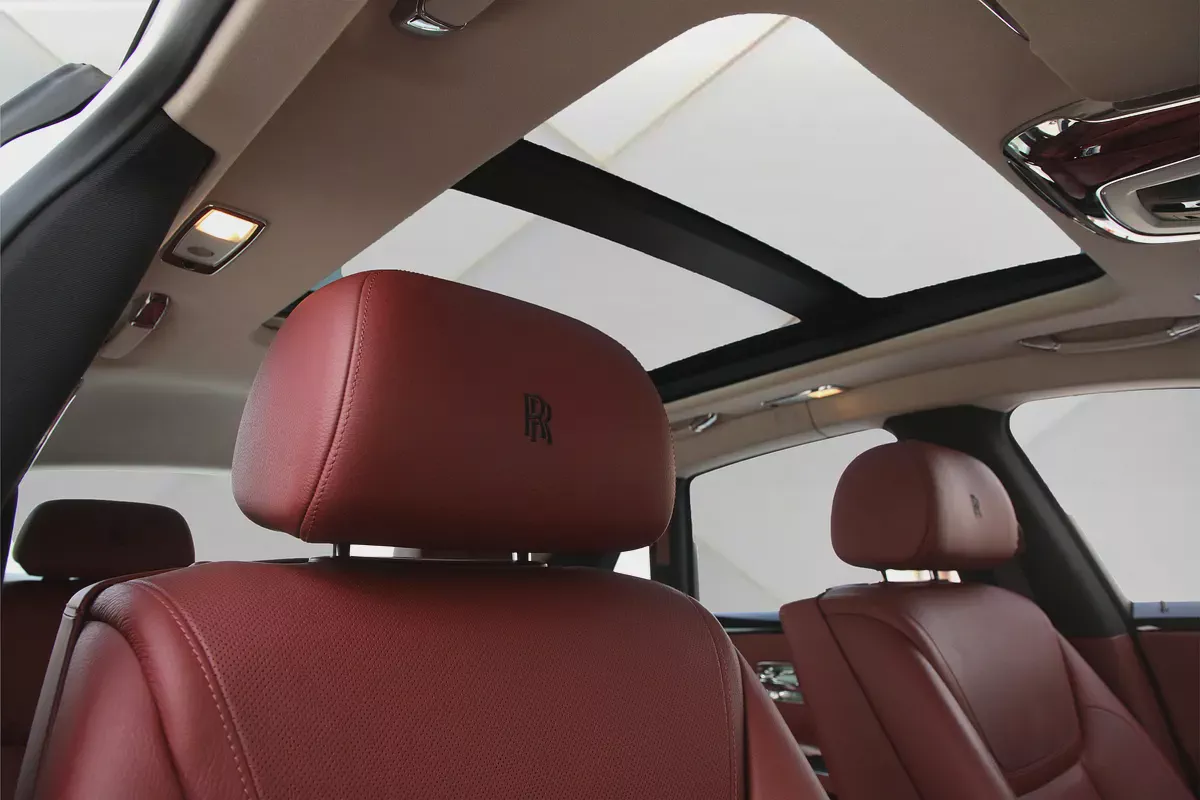 ROLLS ROYCE GHOST - 2016 - GCC - ORIGINAL PAINT - FULLY LOADED-9-9