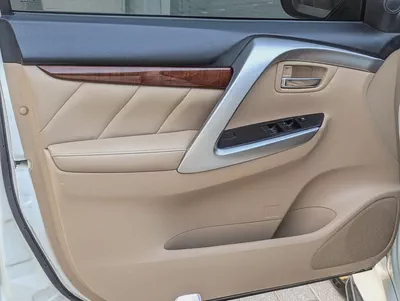 MITSUBISHI MONTERO SPORT 2016 GLS TOP FULL OPTION GCC ACCIDENT FREE IN EXCELLENT CONDITION-9