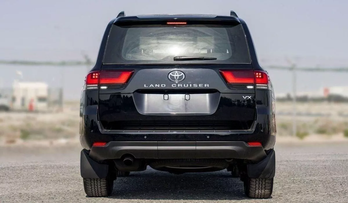Toyota Land Cruiser VX TOYOTA LANDCRUISER LC 300 VX 3.5 PETROL TWIN TURBO-2-0