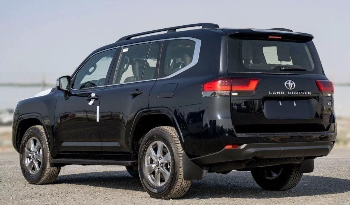 Toyota Land Cruiser VX TOYOTA LANDCRUISER LC 300 VX 3.5 PETROL TWIN TURBO-3-0
