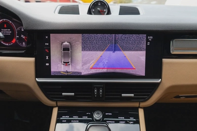 Porsche Cayenne 2022-11