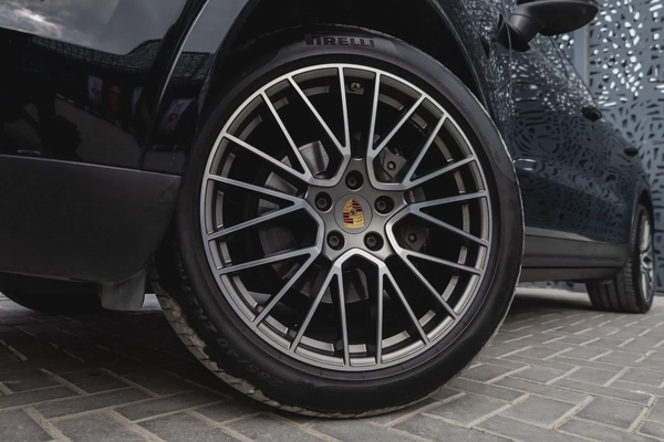 Porsche Cayenne 2022