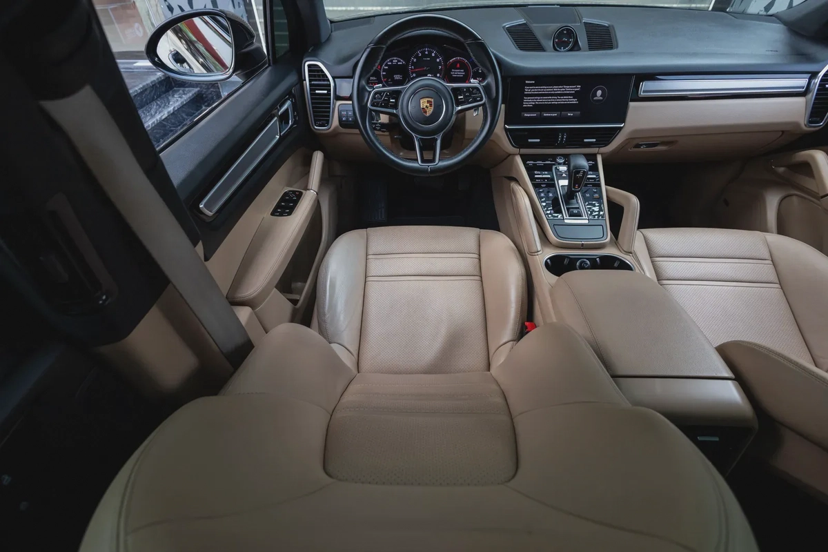 Porsche Cayenne 2022-16-16