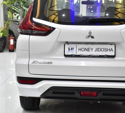 Mitsubishi Xpander ( 2022 Model ) in White Color GCC Specs-6