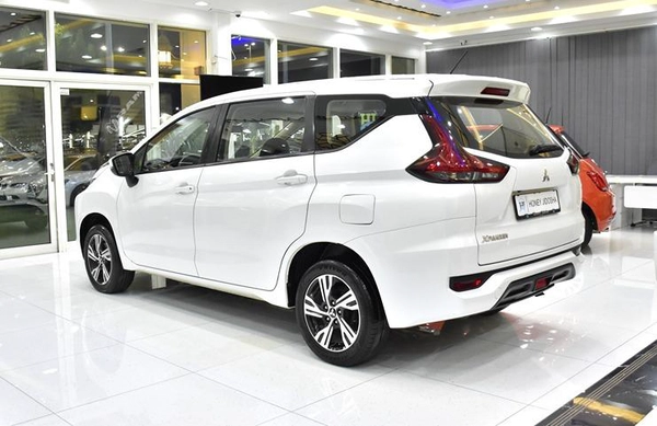 Mitsubishi Xpander ( 2022 Model ) in White Color GCC Specs