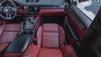 Porsche Cayenne GTS Coupé 2021-5