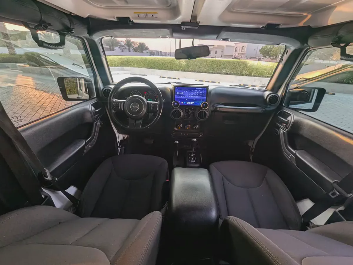 2017 Jeep Wrangler – American Specification | 97,000 KM Interior and Exterior Excellent Condition-9-9