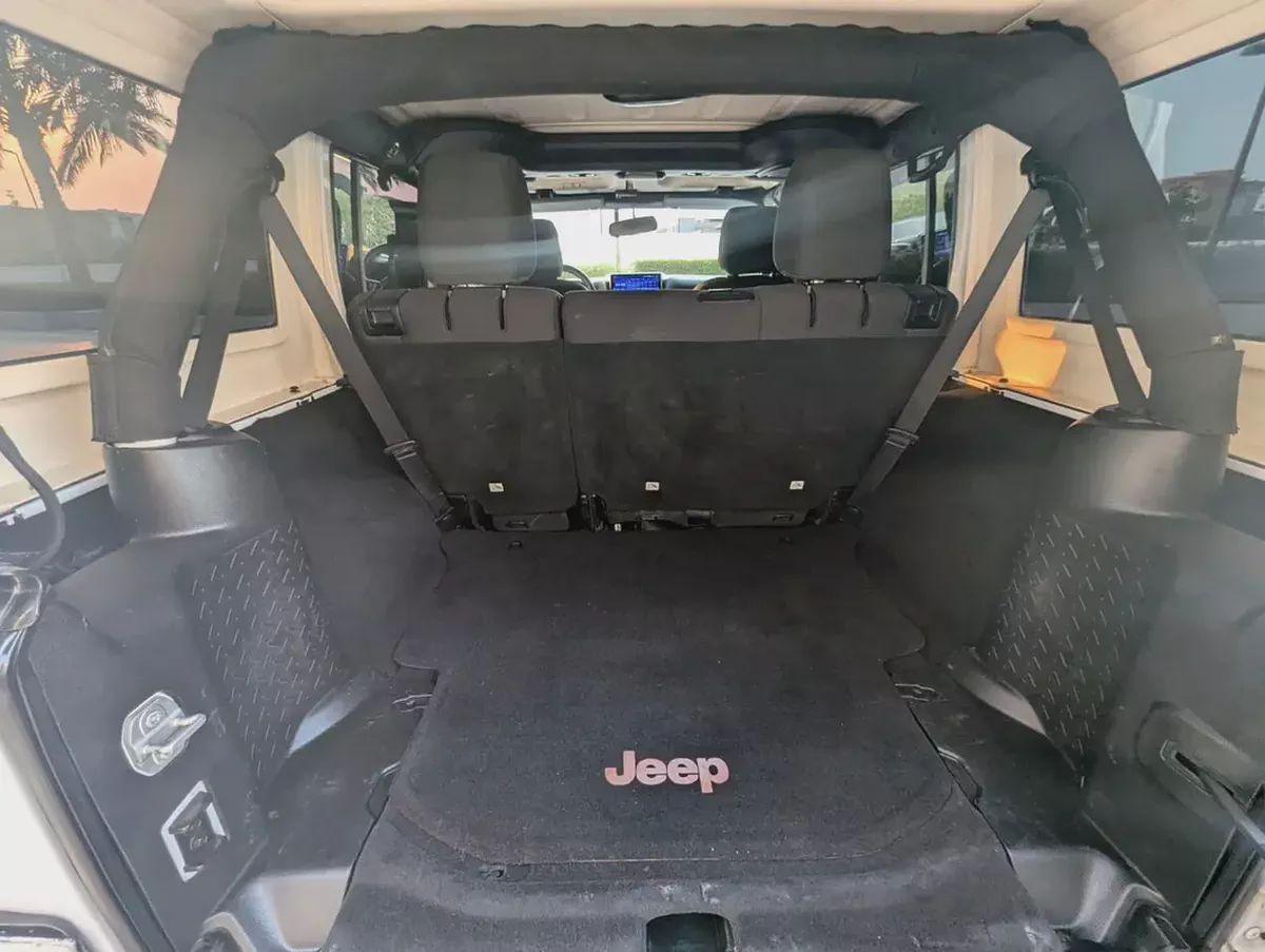 2017 Jeep Wrangler – American Specification | 97,000 KM Interior and Exterior Excellent Condition-12-12