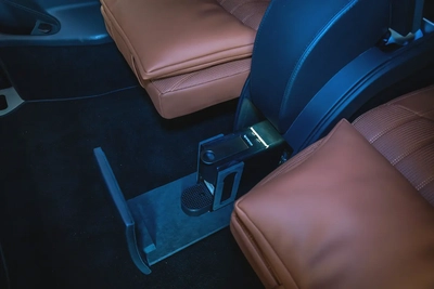 Mercedes V300 Maybach | 2025 GCC | With Warranty | VIP Interior | PS5  Smart TV 43”-15
