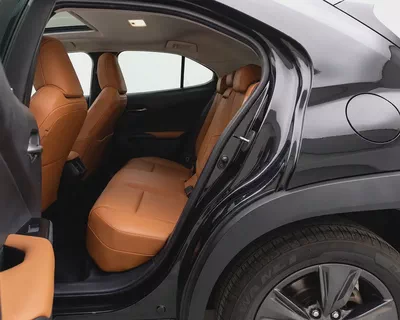 Lexus UX 200 Premier 2020 | 2 Keys | Perfect Condition | AED 1,469 / Monthly-12