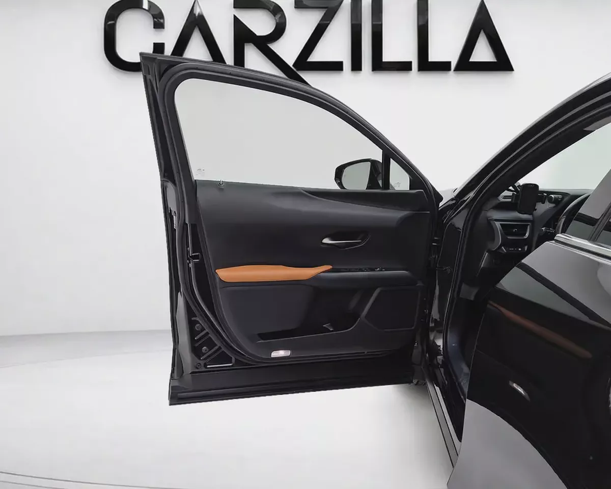 Lexus UX 200 Premier 2020 | 2 Keys | Perfect Condition | AED 1,469 / Monthly-10-10