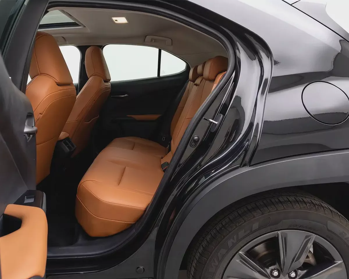 Lexus UX 200 Premier 2020 | 2 Keys | Perfect Condition | AED 1,469 / Monthly-12-12