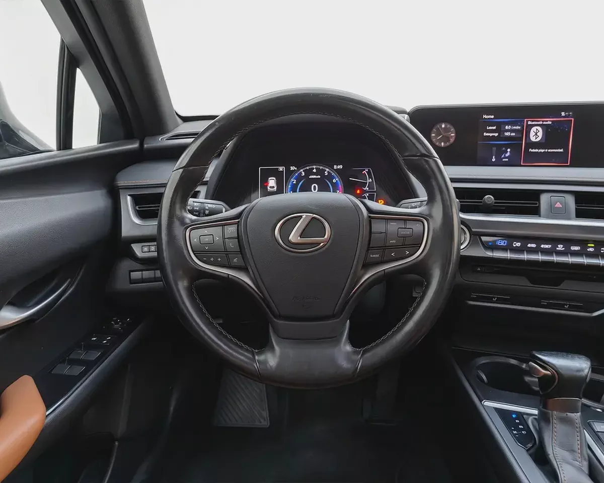 Lexus UX 200 Premier 2020 | 2 Keys | Perfect Condition | AED 1,469 / Monthly-7-7