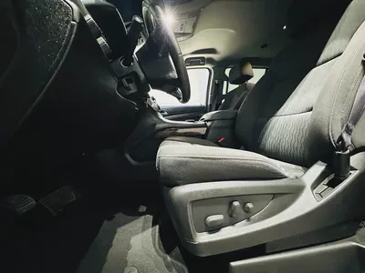GMC YUKON SLE 2017 GCC SPECS LOW KILOMETER ONLY 41k KILOMETERS ORIGINAL PAINT-13