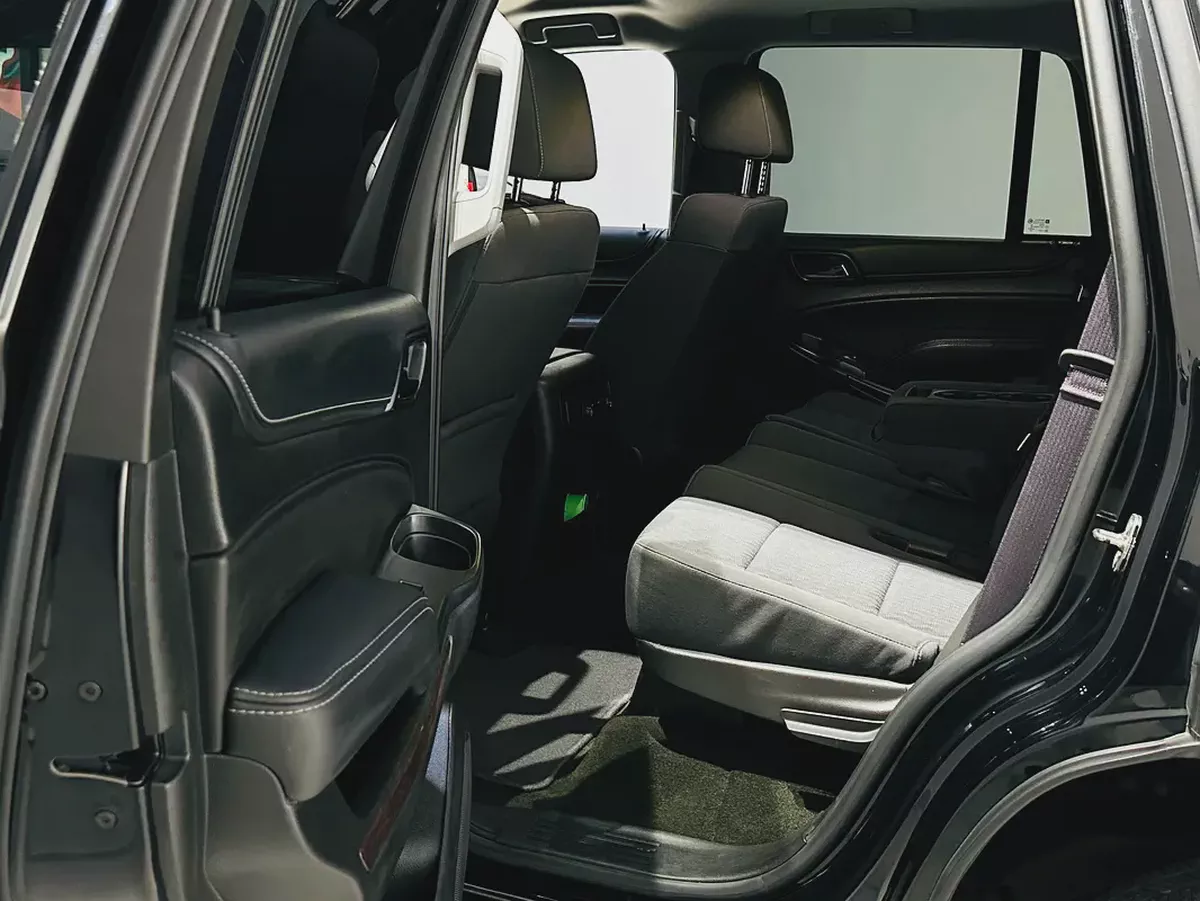 GMC YUKON SLE 2017 GCC SPECS LOW KILOMETER ONLY 41k KILOMETERS ORIGINAL PAINT-16-16