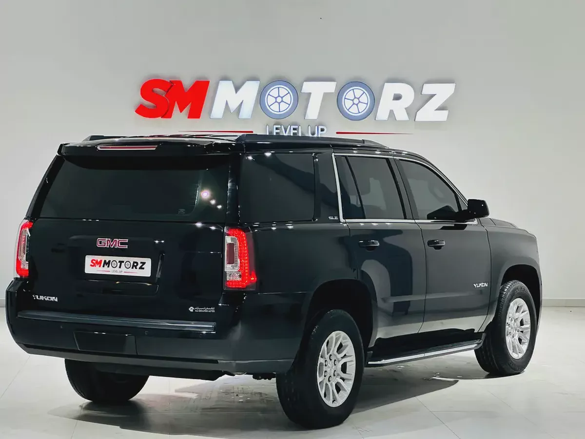 GMC YUKON SLE 2017 GCC SPECS LOW KILOMETER ONLY 41k KILOMETERS ORIGINAL PAINT-8-8