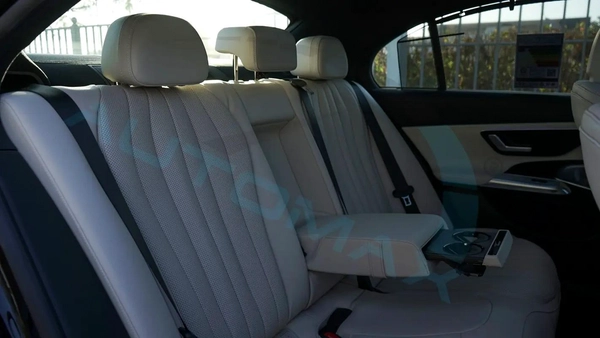 2026 Mercedes-Benz E 300 AMG EQ Boost 2.0T RWD GCC With2 Years Unlimited Mileage Warranty