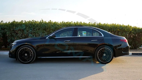 2026 Mercedes-Benz E 300 AMG EQ Boost 2.0T RWD GCC With2 Years Unlimited Mileage Warranty