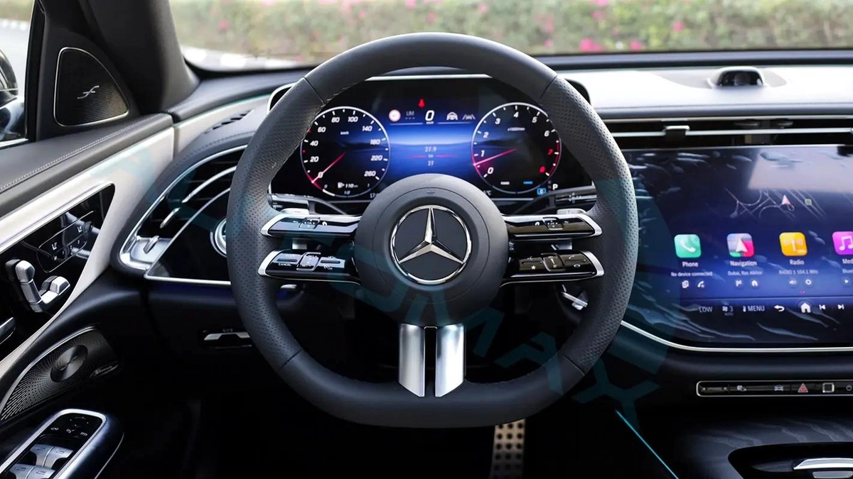 2026 Mercedes-Benz E 300 AMG EQ Boost 2.0T RWD GCC With2 Years Unlimited Mileage Warranty-6-6