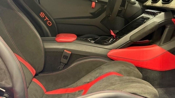 Lamborghini Huracan STO EVO Coupe