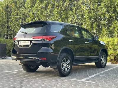 Toyota Fortuner GX2 4X4 2.7L-6
