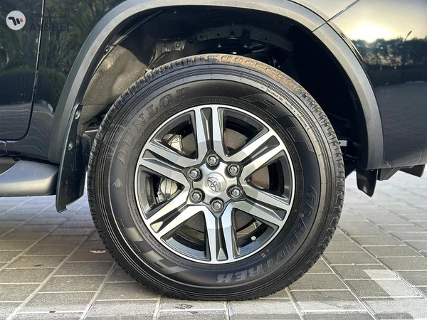 Toyota Fortuner GX2 4X4 2.7L