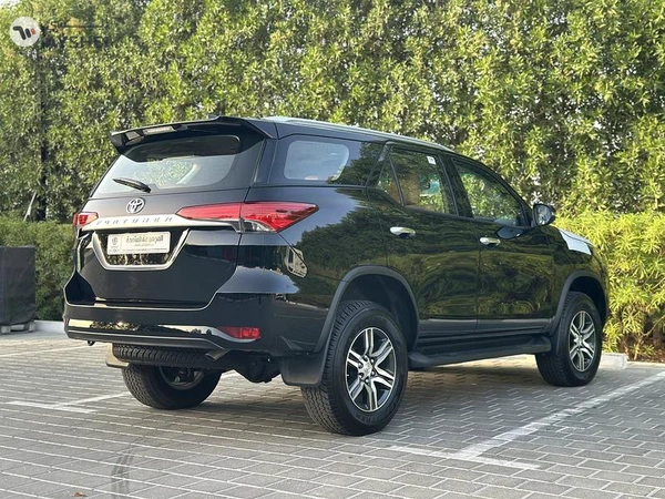 Toyota Fortuner GX2 4X4 2.7L