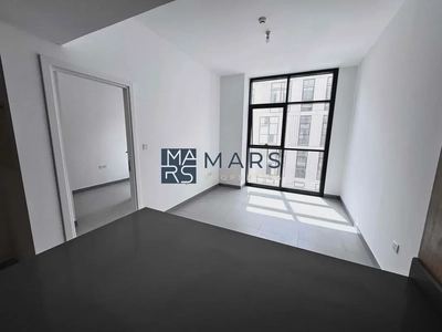 Luxurious brand new 1 bedroom apartment with all facilities available in 40k-14