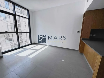 Luxurious brand new 1 bedroom apartment with all facilities available in 40k-0