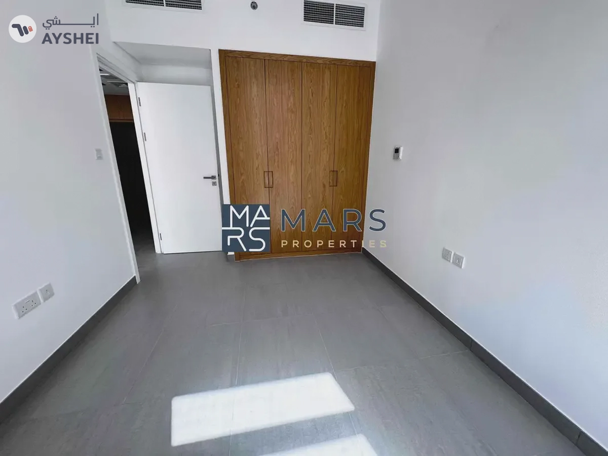 Luxurious brand new 1 bedroom apartment with all facilities available in 40k-15-15