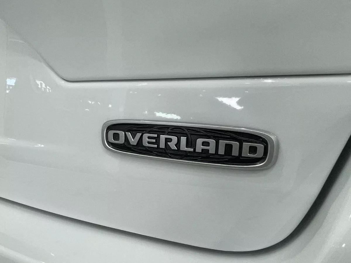 Jeep Grand Cherokee OVERLAND 3.6L V6-15-0