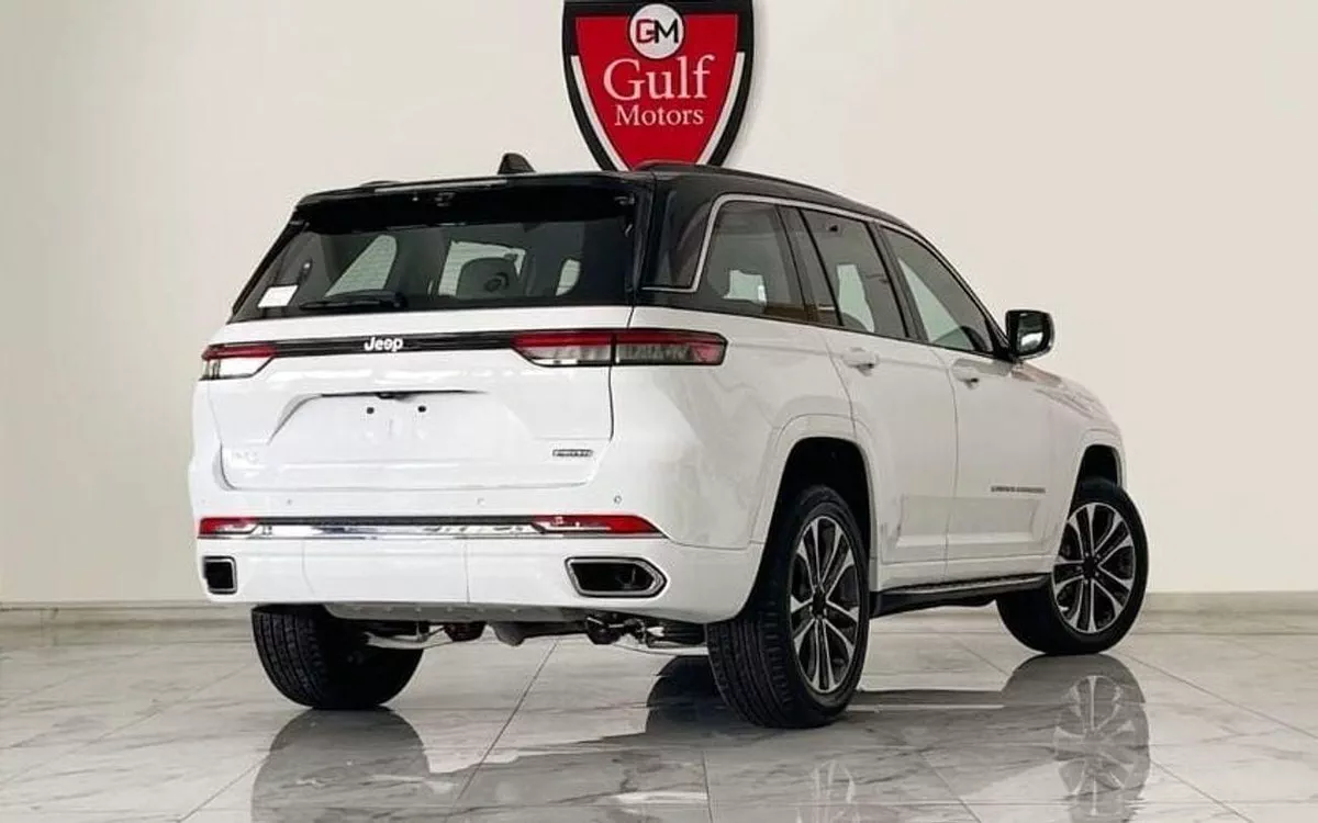 Jeep Grand Cherokee OVERLAND 3.6L V6-3-0