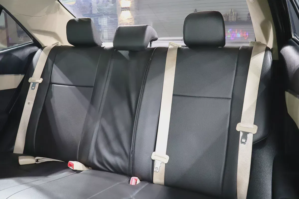 2.0L GCC Specs . Excellent Condition-14-14
