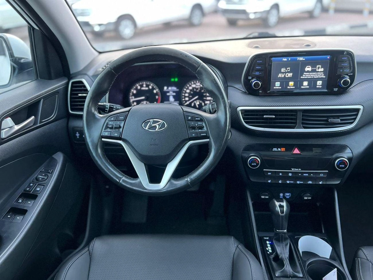 Hyundai Tucson 2019 Hyundai Tucson Full Option 2.4L V4 - AWD 4x4 - Rear Camera - Leather Seat - Panoramic Sunroof-12-0