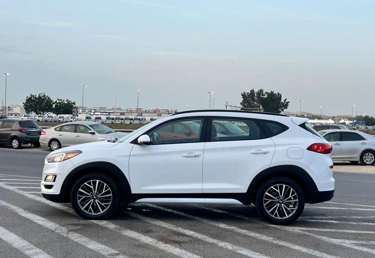 Hyundai Tucson 2019 Hyundai Tucson Full Option 2.4L V4 - AWD 4x4 - Rear Camera - Leather Seat - Panoramic Sunroof-3-0