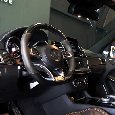 AED 3,732 pm • 0% Downpayment • Mercedes-Benz GLS 63 AMG • 1 Year Warranty-3