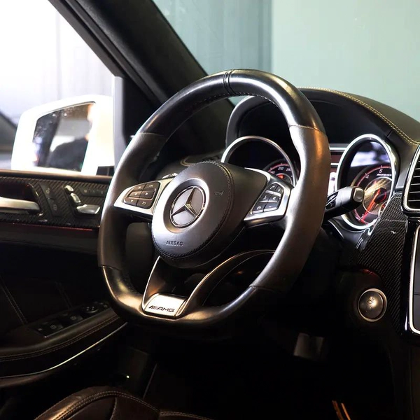 AED 3,732 pm • 0% Downpayment • Mercedes-Benz GLS 63 AMG • 1 Year Warranty