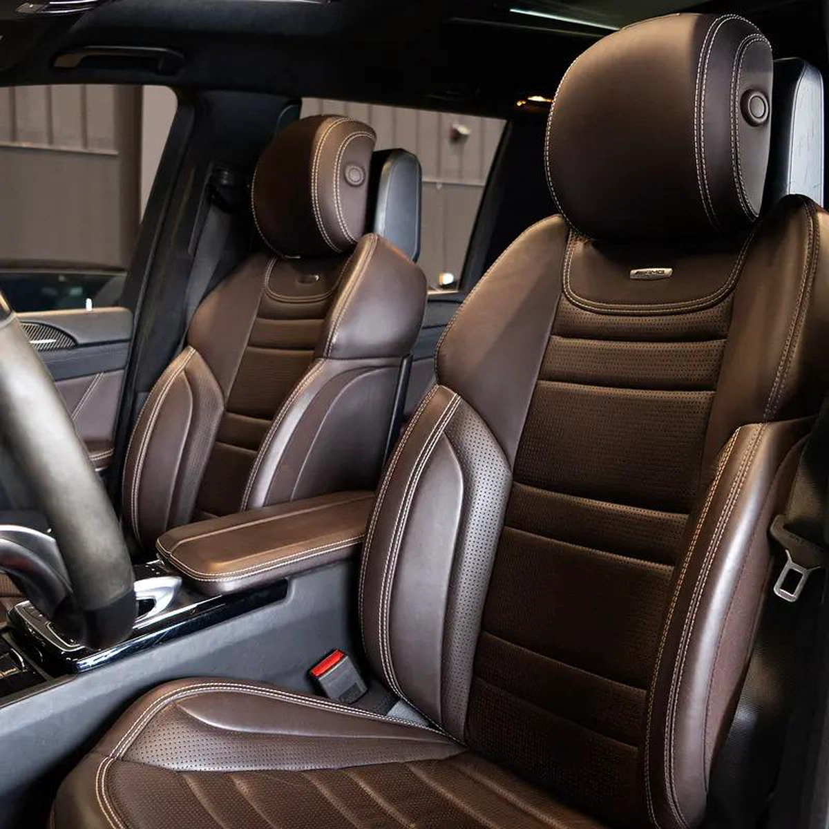 AED 3,732 pm • 0% Downpayment • Mercedes-Benz GLS 63 AMG • 1 Year Warranty-7-7