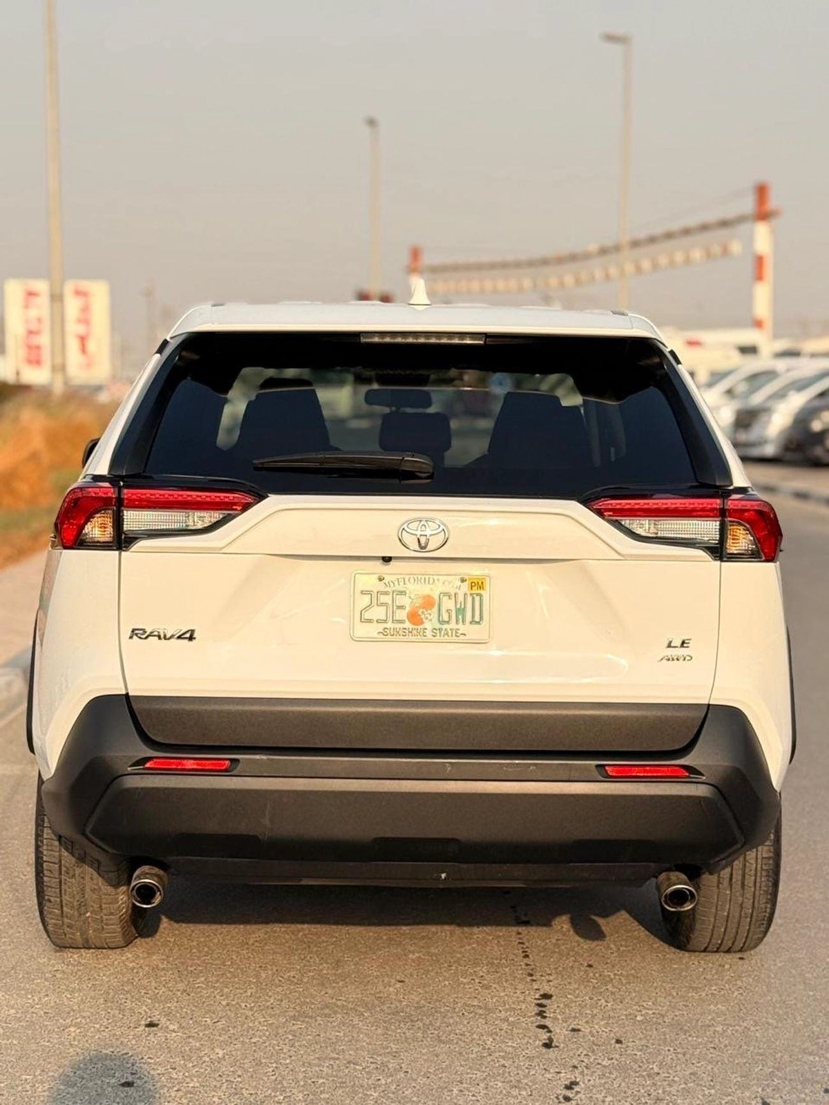 Toyota RAV4 LE Toyota RAV4 2024-3-3