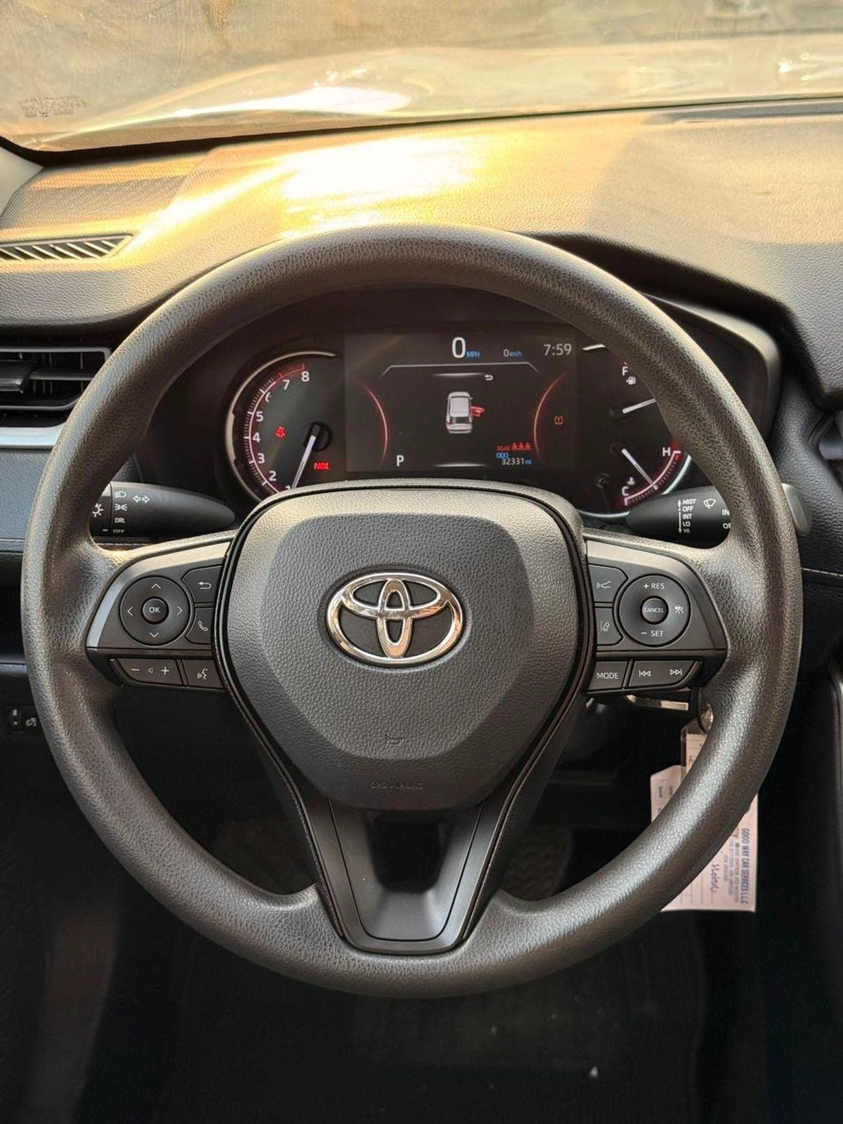 Toyota RAV4 LE Toyota RAV4 2024-9-9