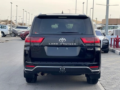 2023 Toyota Land Cruiser VXR - GCC Specs - Pristine Condition-4