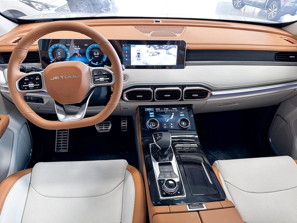 Jetour X70 Plus Luxury 2025