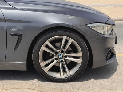 2015 BMW 4-Series 420i GCC Specs - Excellent Condition-3