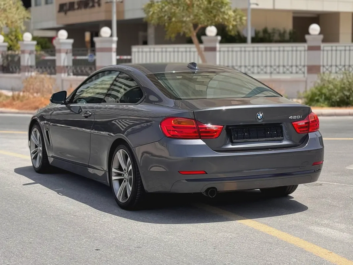 2015 BMW 4-Series 420i GCC Specs - Excellent Condition-13-13