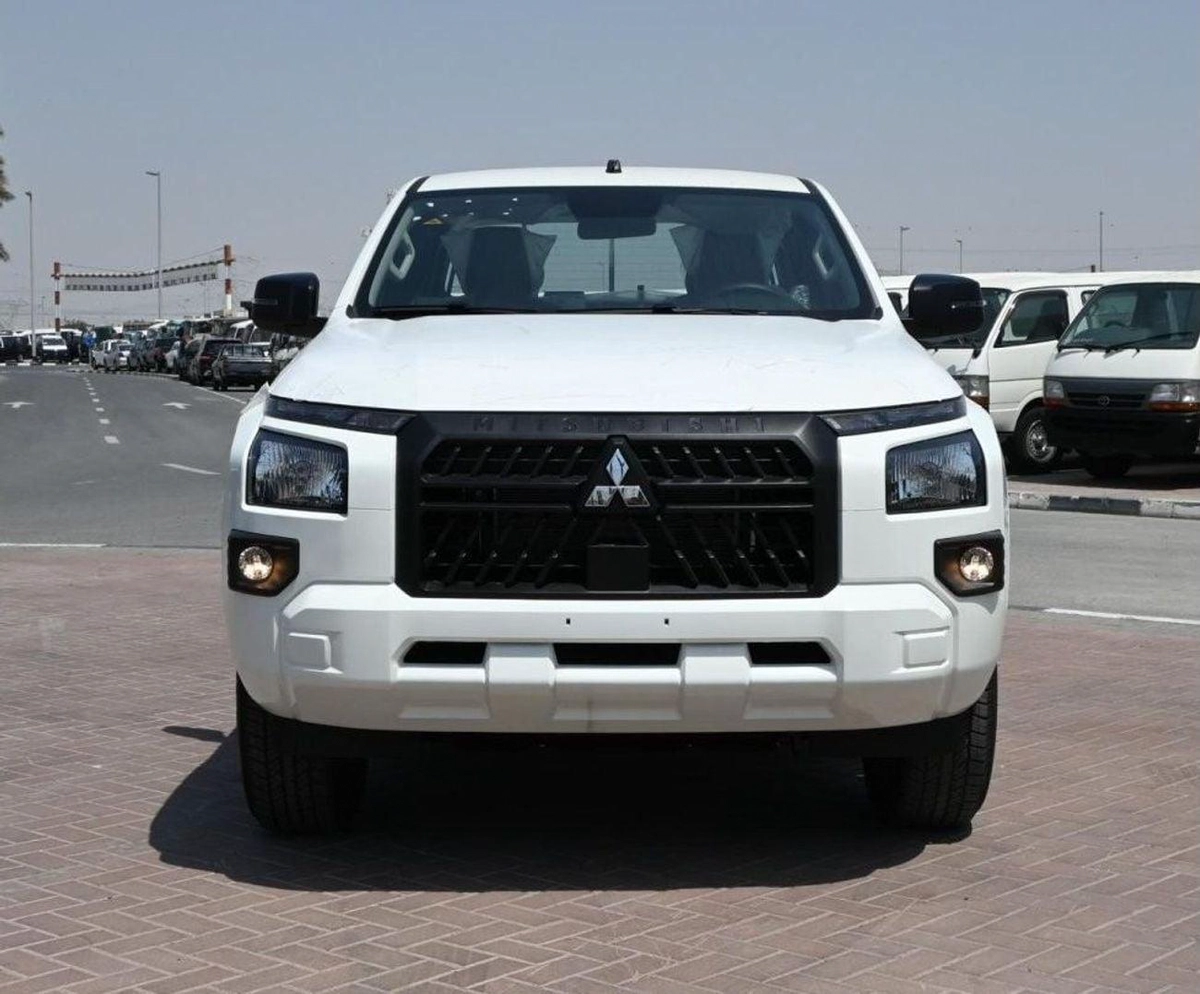 Mitsubishi L200 GL Mitsubishi L200 petrol 2.5L 2025 brand new 2.5L for export only