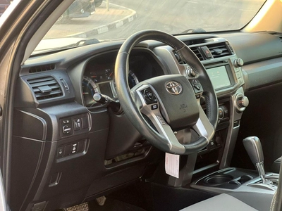 Toyota 4Runner 2015 Toyota 4Runner SR5 Premium - 4.0L V6 - Full Display Rear CAM  - Leather Seat - 72000 Mileage  --10