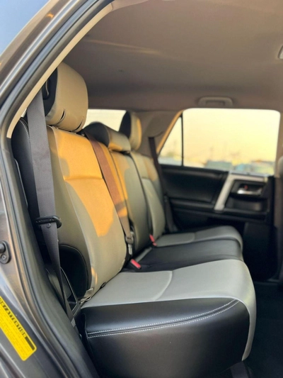 Toyota 4Runner 2015 Toyota 4Runner SR5 Premium - 4.0L V6 - Full Display Rear CAM  - Leather Seat - 72000 Mileage  --15