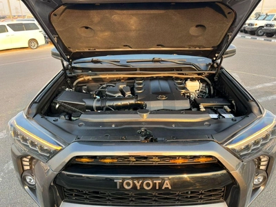Toyota 4Runner 2015 Toyota 4Runner SR5 Premium - 4.0L V6 - Full Display Rear CAM  - Leather Seat - 72000 Mileage  --20