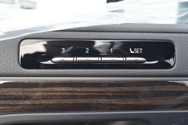 Lexus LX700h LX700 hybrid Signature 2025 available all colour