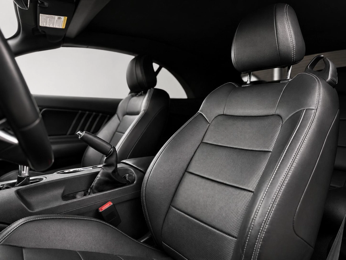 2023 Ford Mustang EcoBoost Convertible-8-8